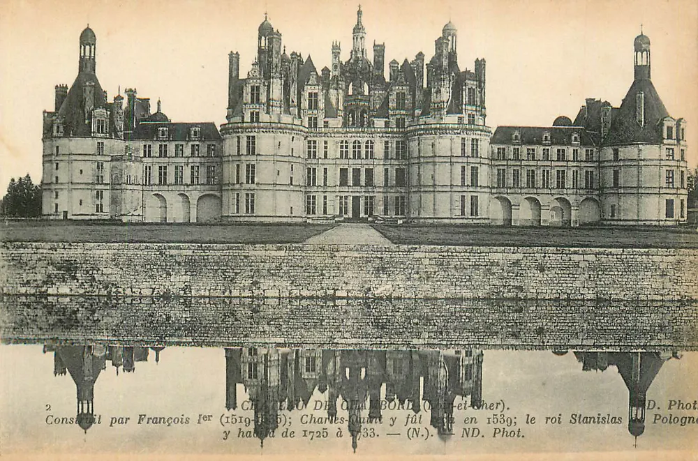 Castelo de Chambord — Castelo de Chambord (Loir-et-Cher) — ND. Fot. - Frente