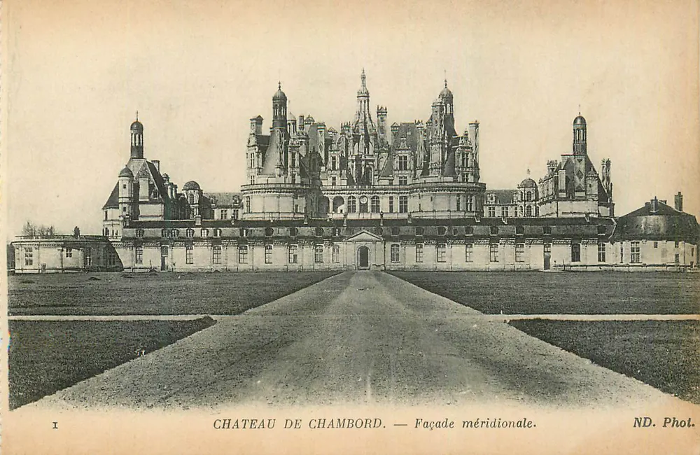 Castelo de Chambord — Facha meridional — ND. Fot. - Frente