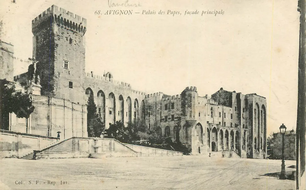 Avignon — Palácio dos Papas, fachada principal — Col. S.F. - Rep. Int. - Frente