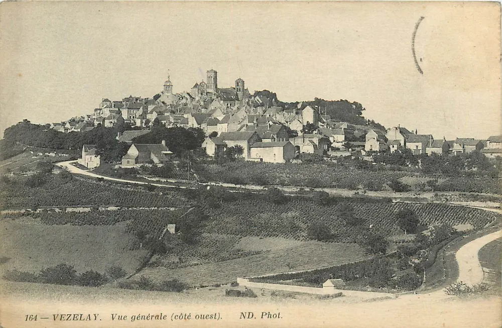 Vézelay — Vista geral (lado oeste) — ND. Fot. n°164 - Frente