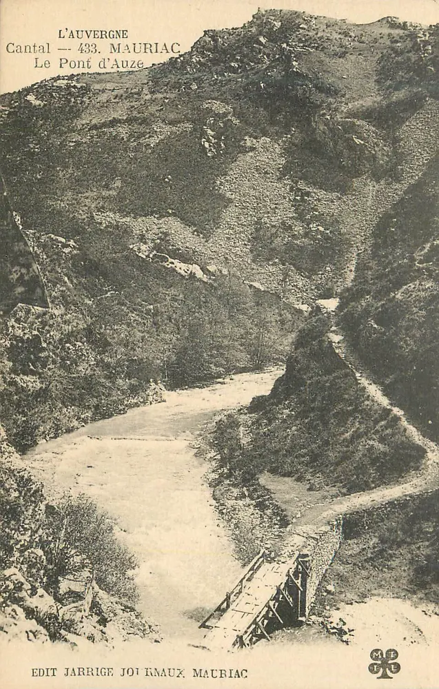 Die Brücke von Auze — Auvergne — Cantal — 433. Mauriac - Vorderseite