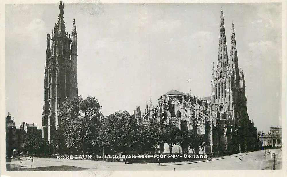 Bordeaux - Die Kathedrale und die Tour Pey-Berland - Vorderseite