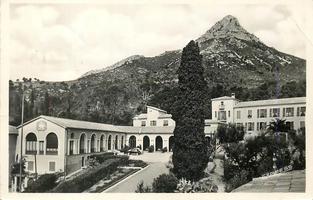 Hotel de montanha — visão geral — Editor Express - Frente