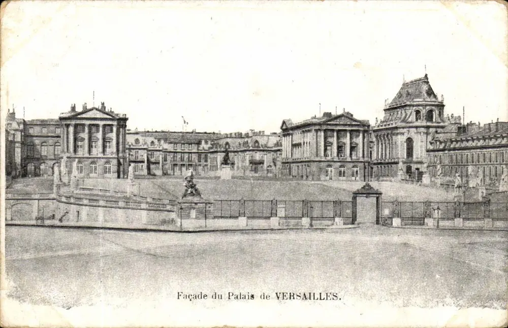 Fachada do Palácio de VERSAILLES — vista panorâmica — editor não identificado - Frente