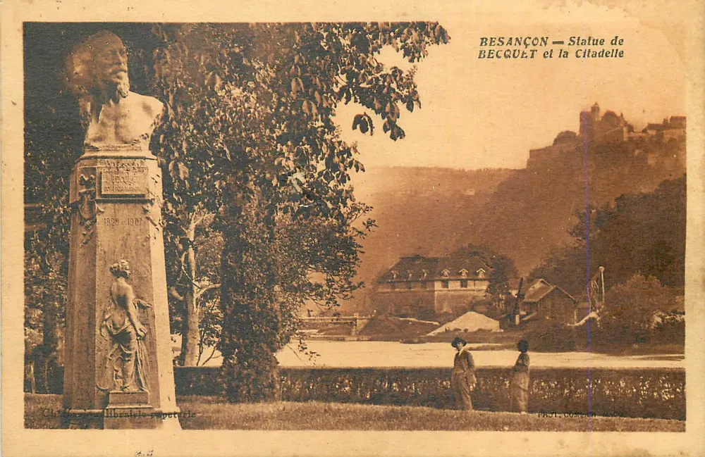 Besançon — Estatua de Becquèl y la Citadella - Anverso