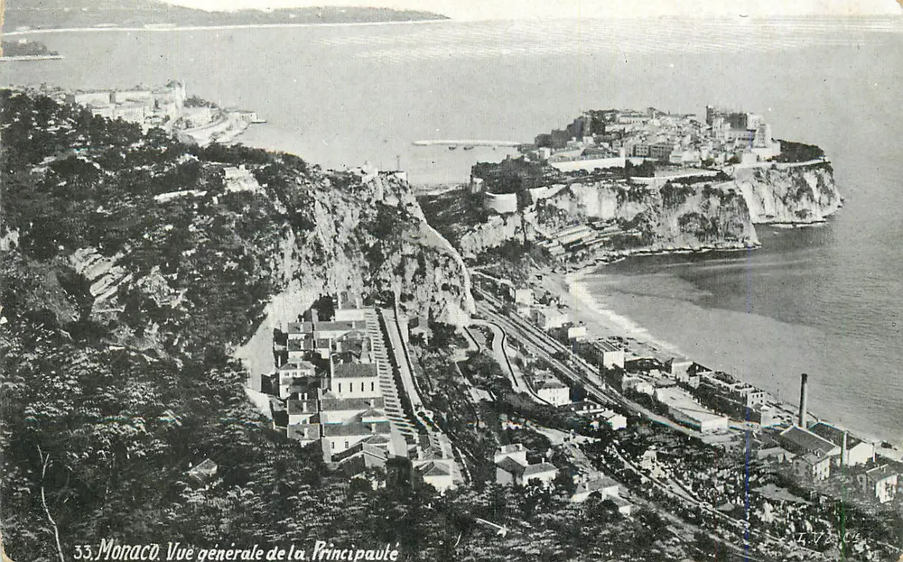 Monaco — Vista geral da Principalidade — A. V. C. editor, n° 33 - Frente