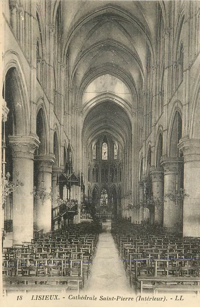 Lisieux - Cattedrale di San Pietro (Interno) - LL - Recto