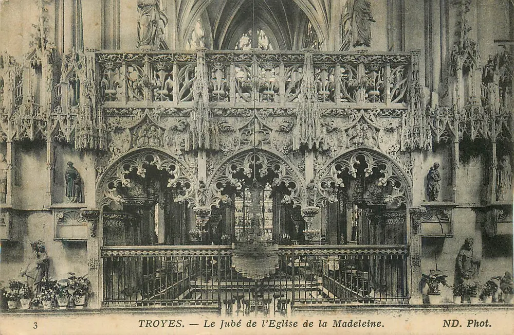 Troyes — Le jubé de l'église de la Madeleine — ND. Phot. - Recto