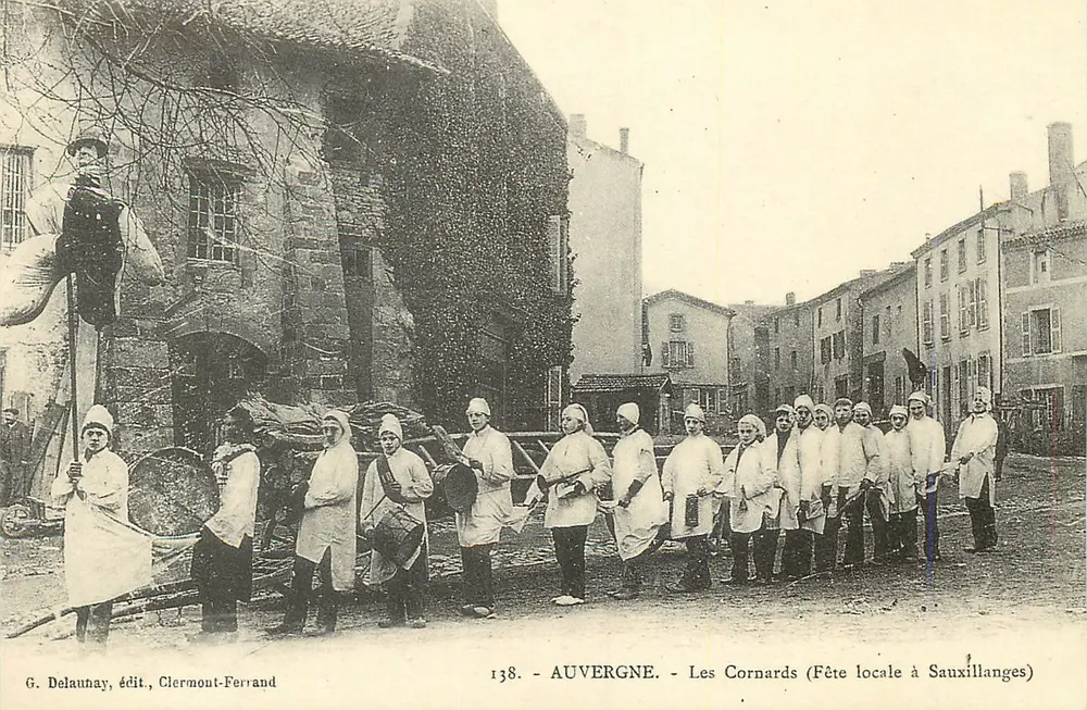 Sauxillanges - Les Cornards (Lokales Fest) — G. Delaunay, Verlag Clermont-Ferrand, Nr. 138 - Vorderseite