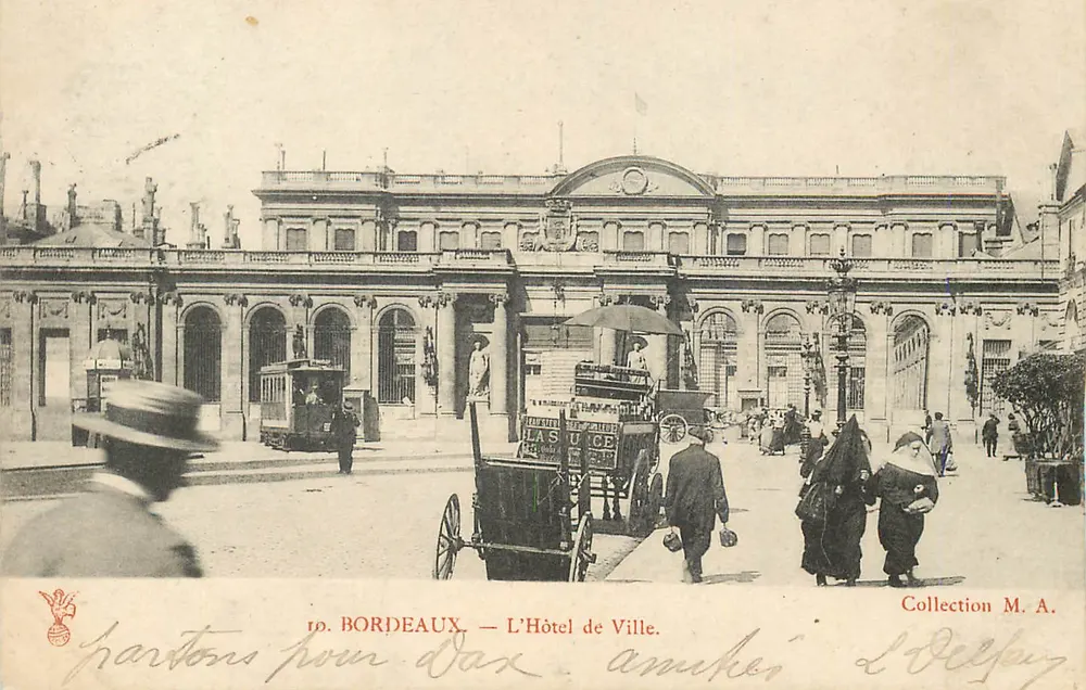 Bordeaux — O Hotel de Ville — Granton & Cie - Frente