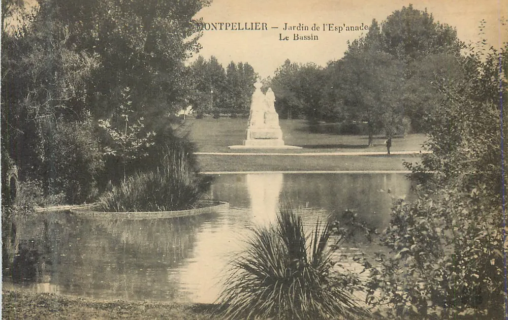 Montpellier — Garten der Espânade — Der Bassin - Vorderseite