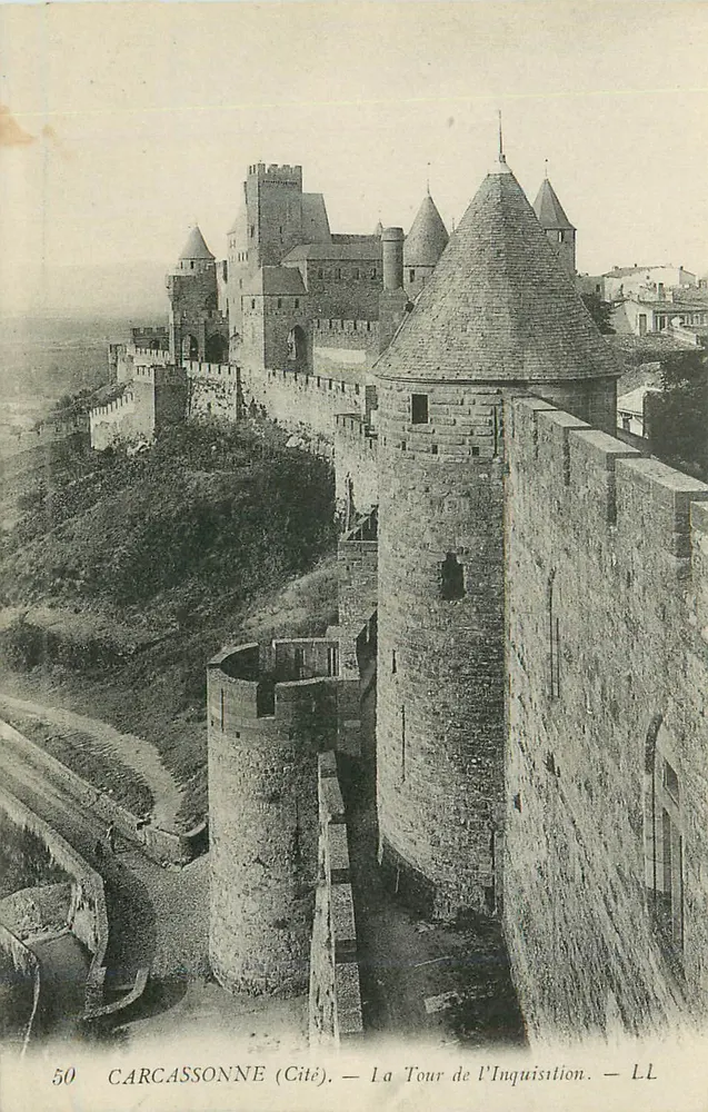 Carcassonne (Cidade) — A Torre da Inquisição — LL - Frente