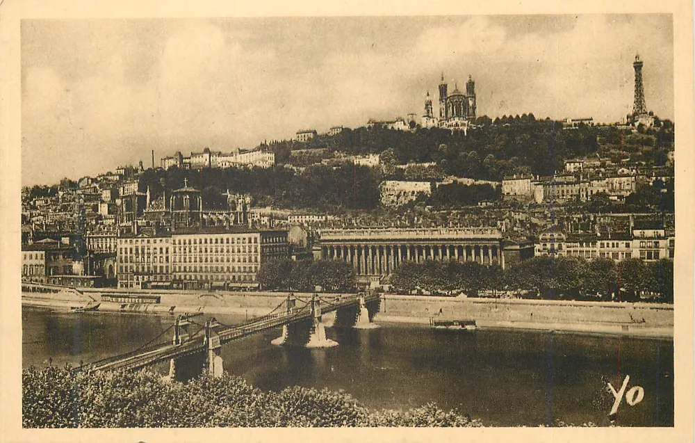 Vista de Lyon — Colina de Fourvière e a Confluência — editor YO, número de série não visível - Frente