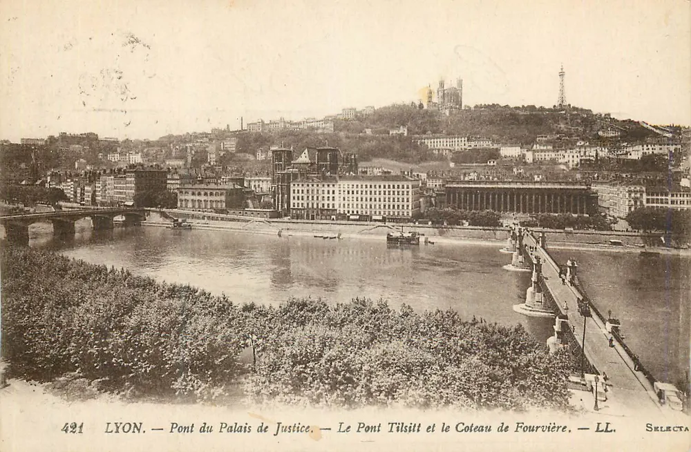 LYON — Ponte do Palácio de Justiça — O Ponte Tilsitt e o Coteau de Fourvière — LL. SELECTA - Frente
