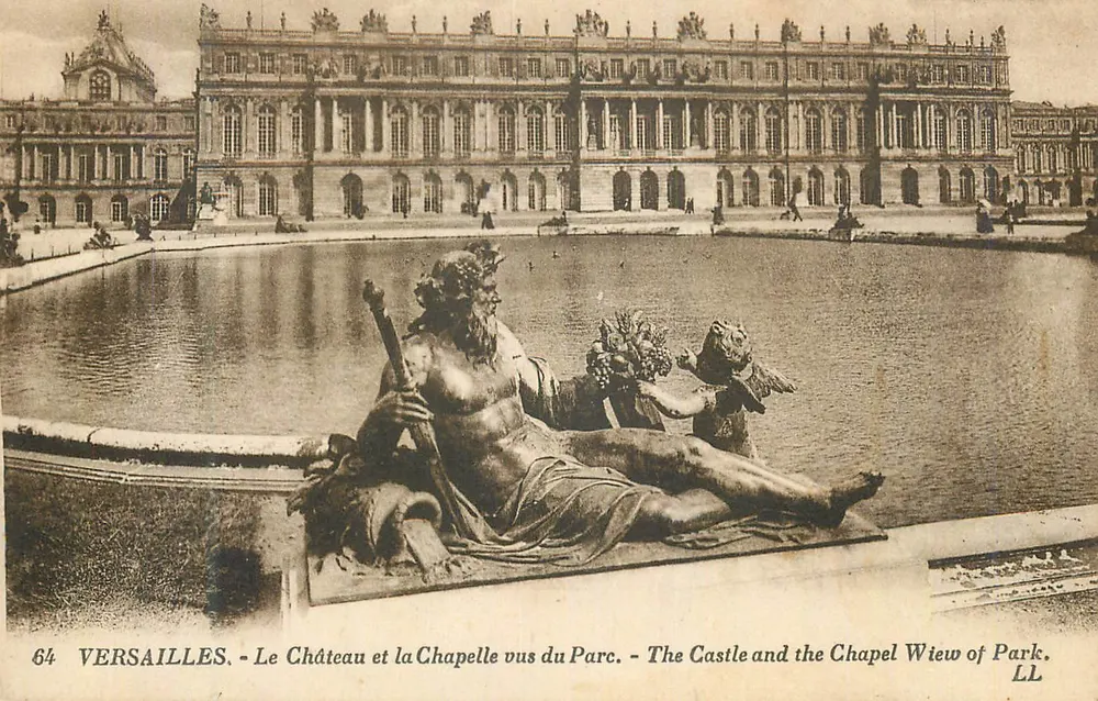 Versailles - Schloss und Kapelle vom Park aus gesehen - LL - Vorderseite
