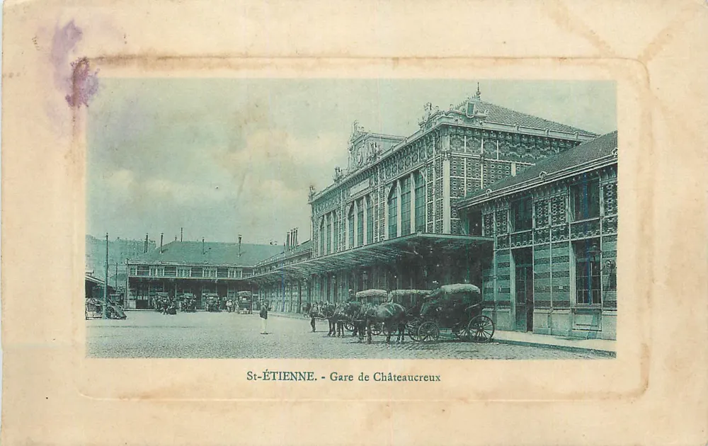 St-ÉTIENNE - Bahnhof Châteaureux — Ansicht des Bahnhofs mit Kutschen - Vorderseite