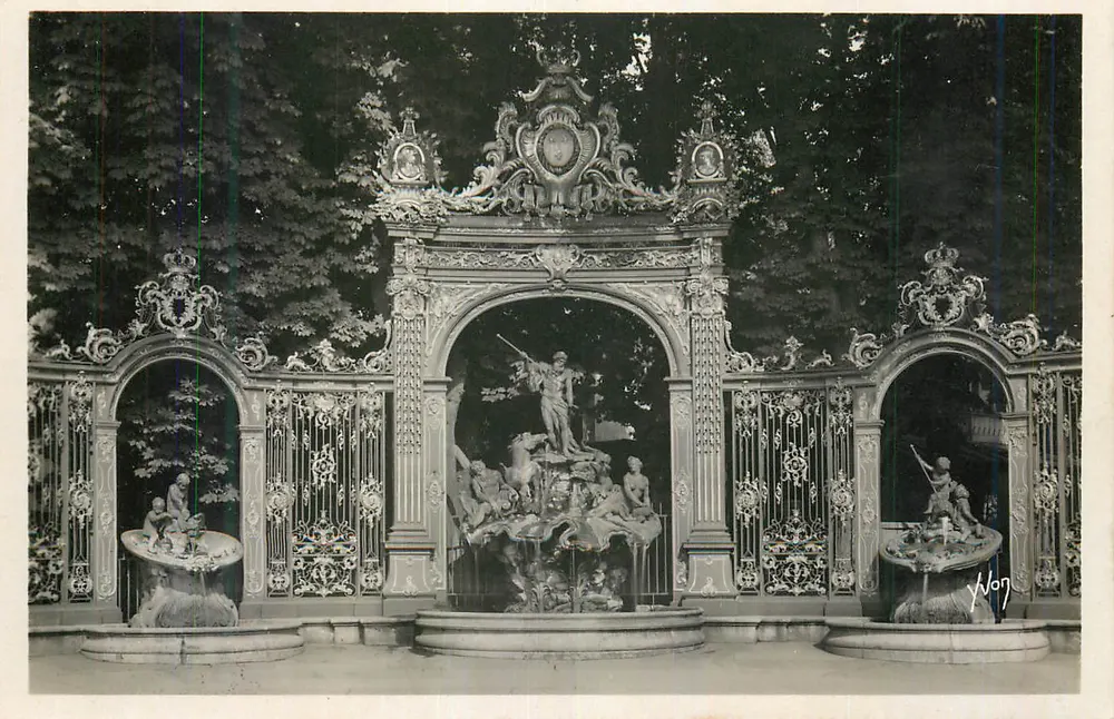 Fontäne des Neptun — Luxembourg-Garten — Verlag Y. Nog - Vorderseite