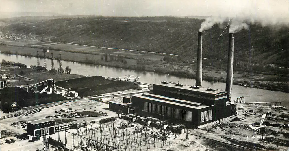 Elektrizitätszentrale — Luftaufnahme — LAPIE - Vorderseite