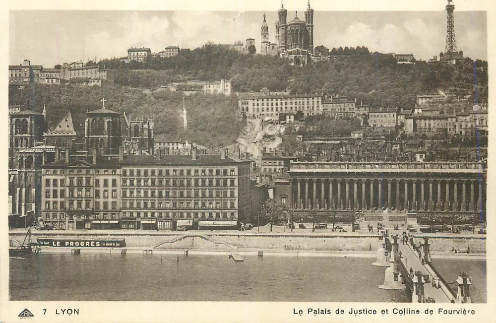 Lyon — Palast der Gerechtigkeit und Fourvière-Hügel — Verlag Le Progrès - Vorderseite
