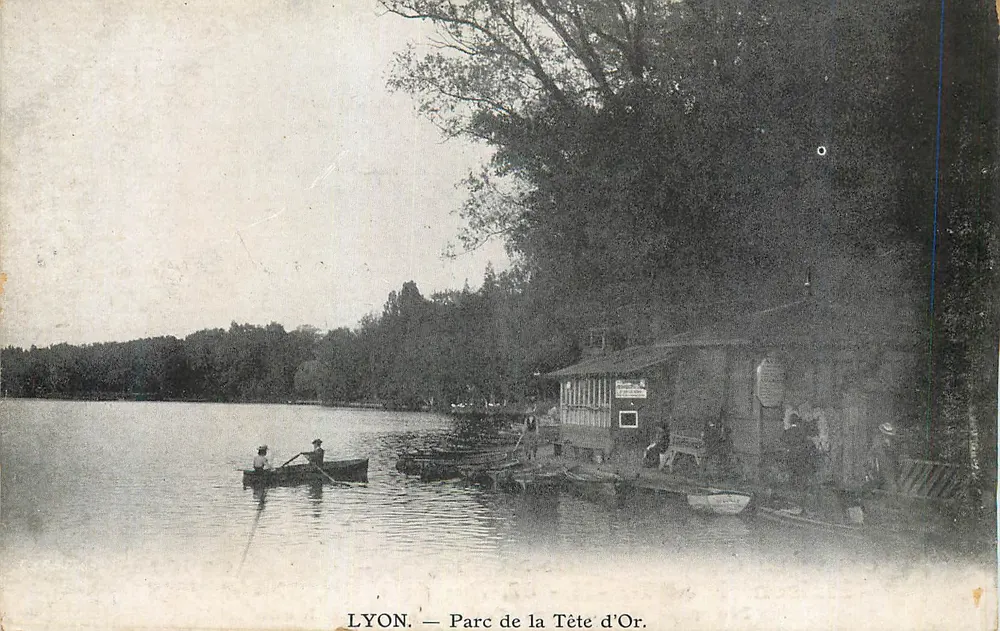 LYON. — Parc de la Tête d'Or. - Frente