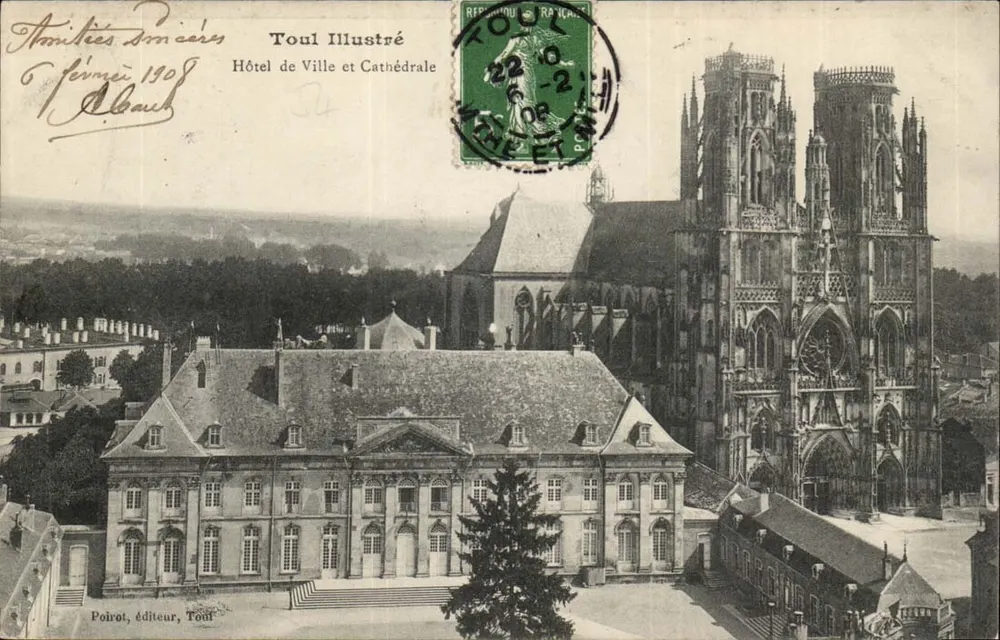 Toul — Hôtel de Ville et Cathédrale — Poirot, éditeur, Toul - Recto