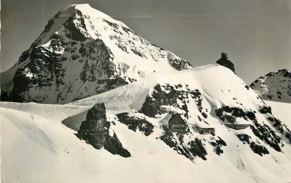 Monte Rosa — cume nevado com abrigo — editor desconhecido - Frente