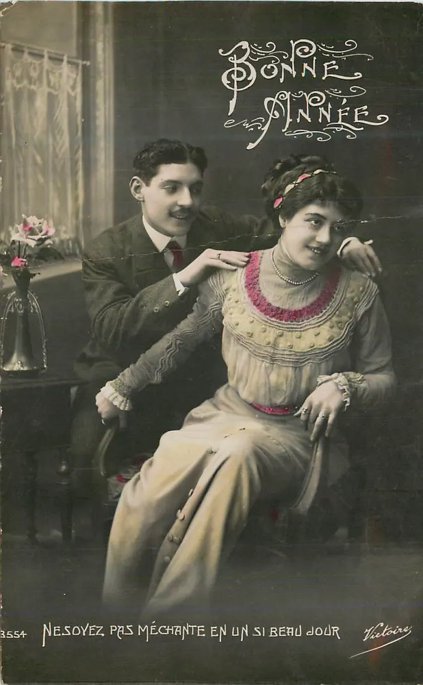 Casal sorridente — Boa Ano — Victoire, n° 3554 - Frente
