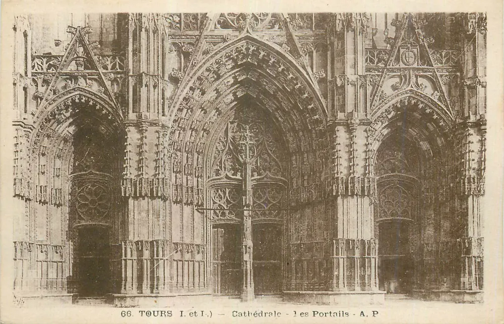 Tours (Loire) — Kathedrale — Die Portale — A.P. - Vorderseite