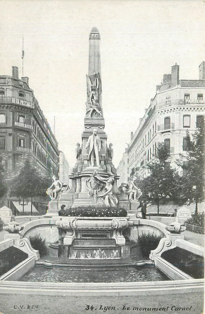 Lyon. O monument Carnot — editor L.V. & Cie, n° 34 - Frente