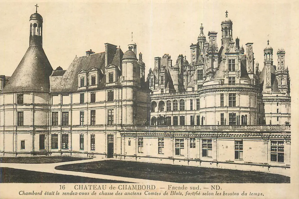 Castelo de Chambord — Fachada sul — ND. - Frente