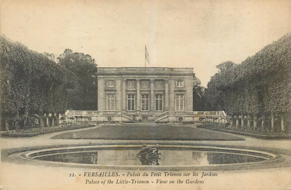Versailles - Palais du Petit Trianon sur les Jardins - 22 - Recto