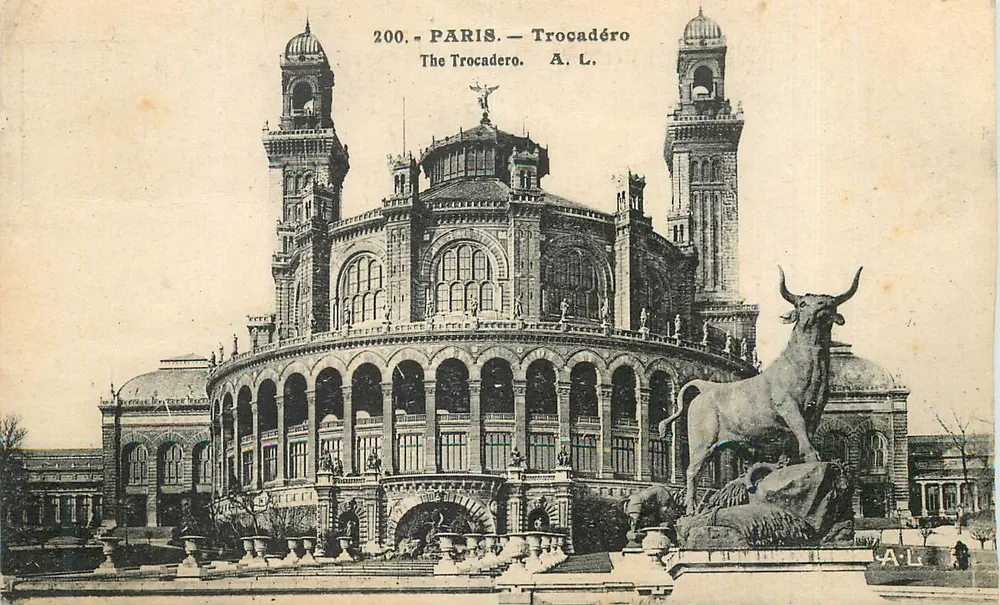 Paris — Trocadéro — A.L. - Frente