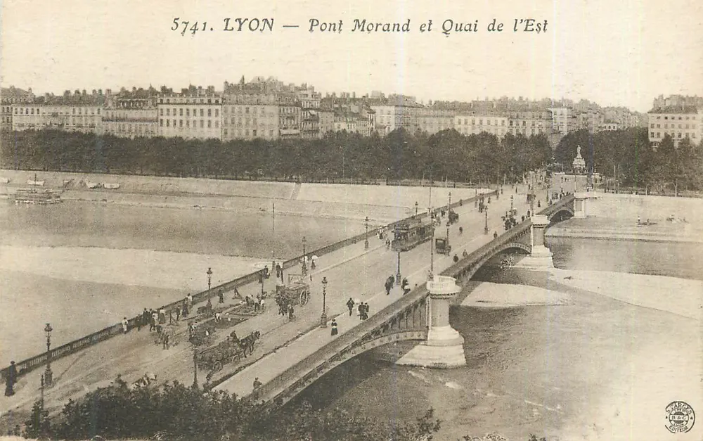 LYON — Ponte Morand e Quai da Leste — editor A. P. D. Lyon, n° 5741 - Frente