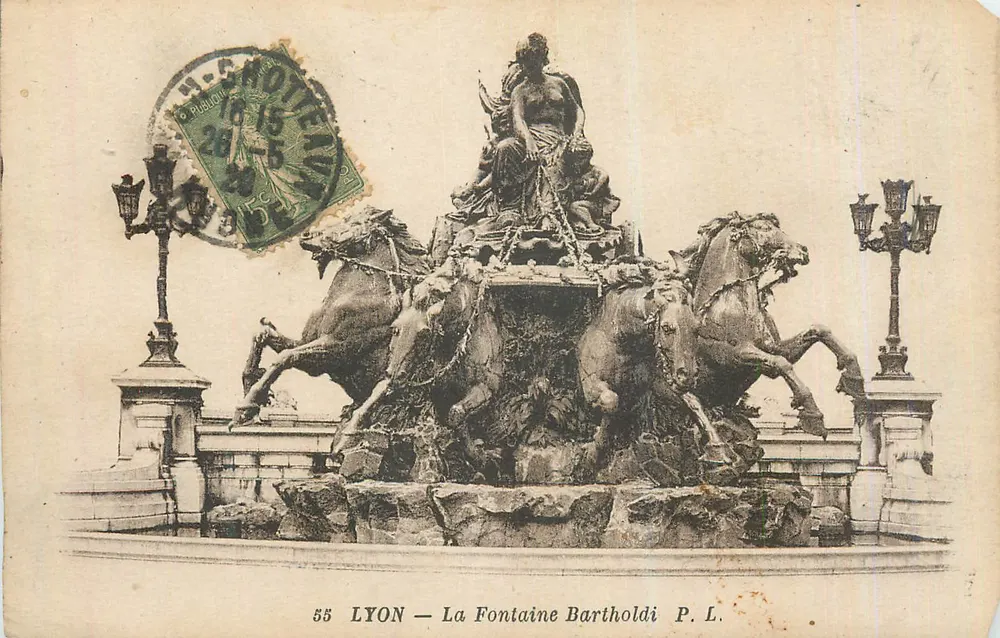 LYON — A Fonte Bartholdi — P.L. - Frente