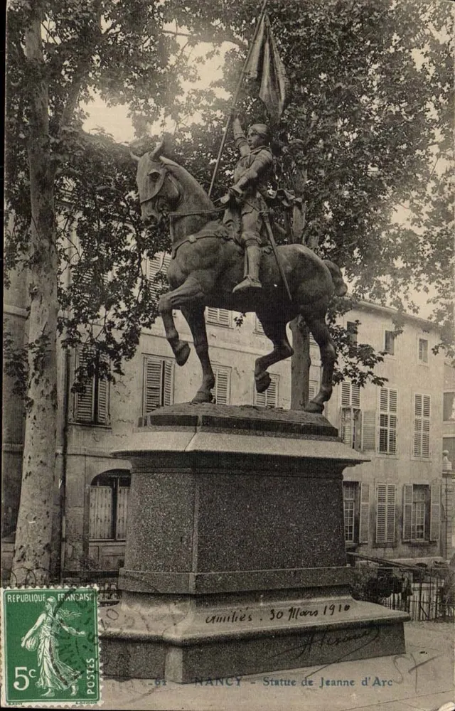 नैंसी - जीन डी आर्क की प्रतिमा - 30 मार्च 1910 - एमिली द्वारा प्रकाशित - आगे