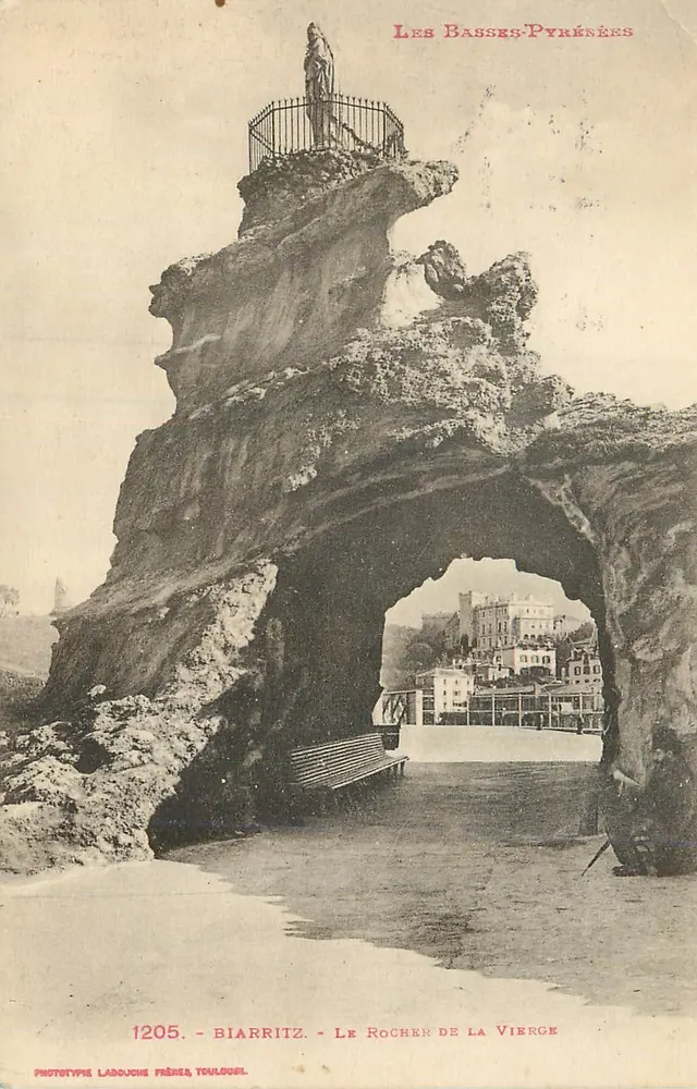 Biarritz - Der Felsen der Jungfrau — Photographie Ladouche Frères, Toulouse, n°1205 - Vorderseite
