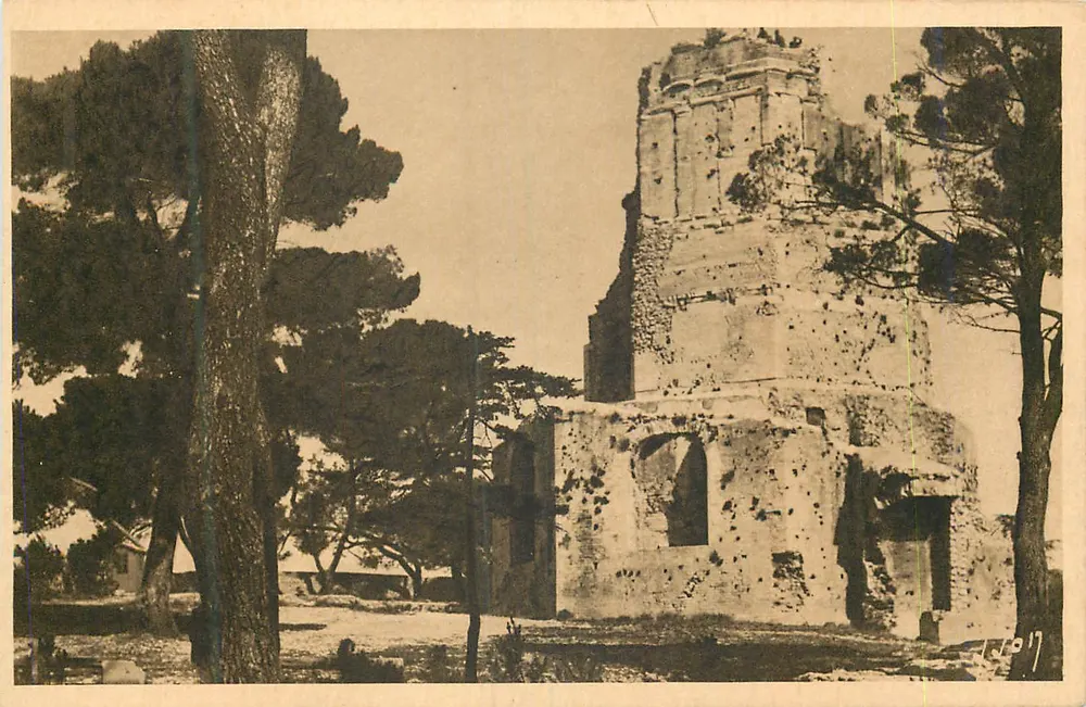 Ruínas romanas em Roma — vista da torre — editor desconhecido, número de série ilegível - Frente