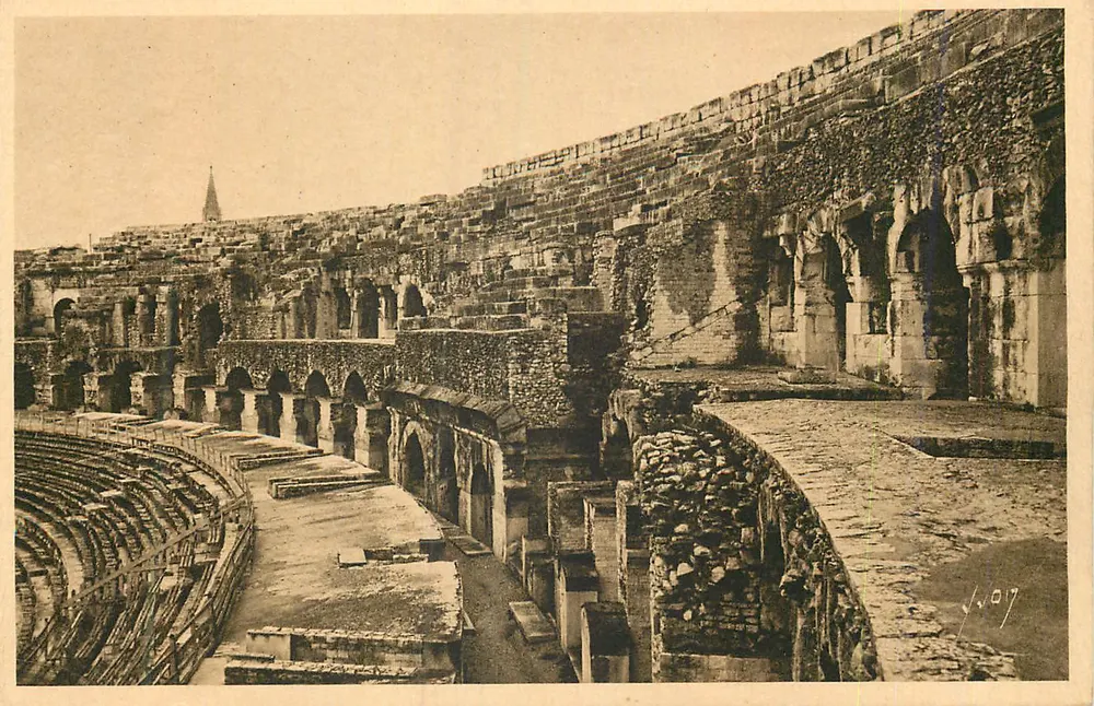 Römisches Theater von Arles — Innenansicht — Antike Ansichtskarte n° 1017 - Vorderseite