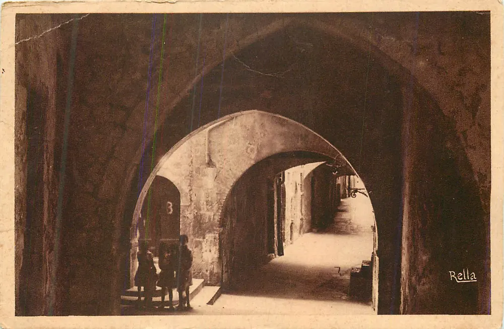 Deckungsbrücke mit Bögen — Rella - Vorderseite