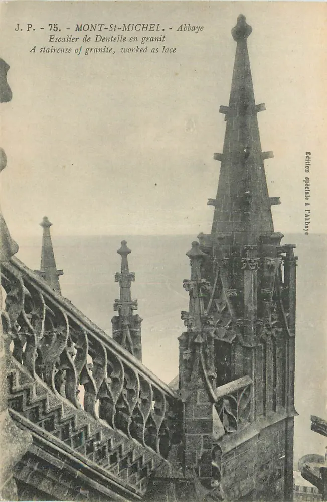Mont-Saint-Michel - Abtei - Granit-Lace-Treppe - Vorderseite