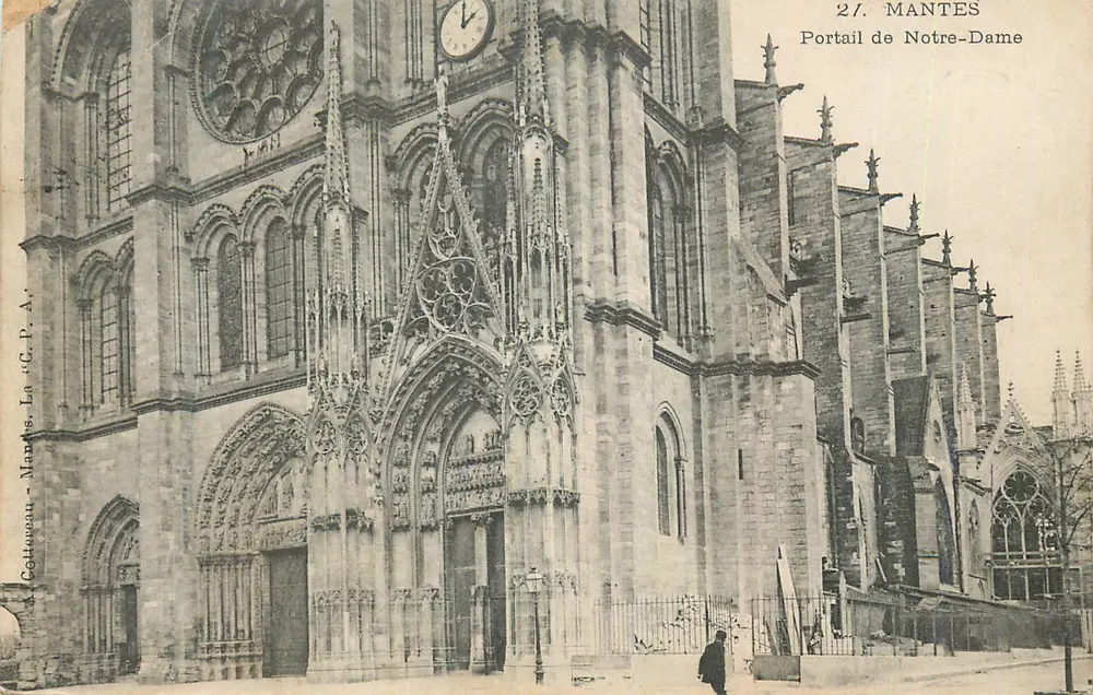 Mantes - Portal da Catedral de Notre-Dame — editor G. Cottreau, Nantes, n°27 - Frente