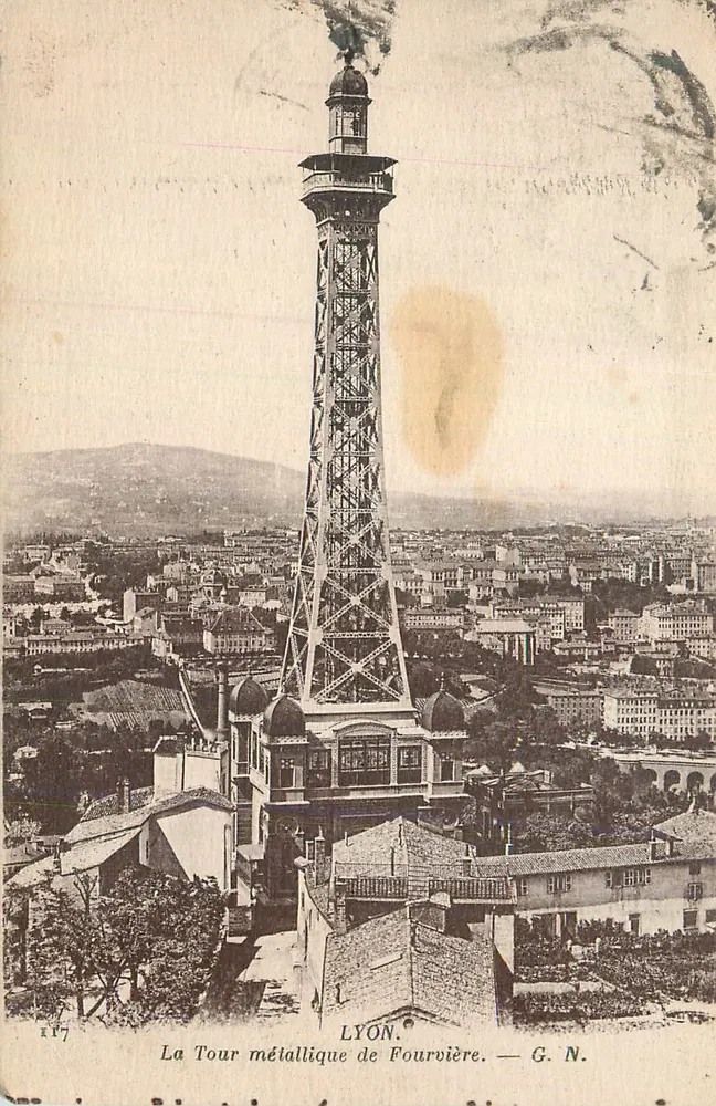 Die Metalltürme von Fourvière — Lyon — G. N. - Vorderseite