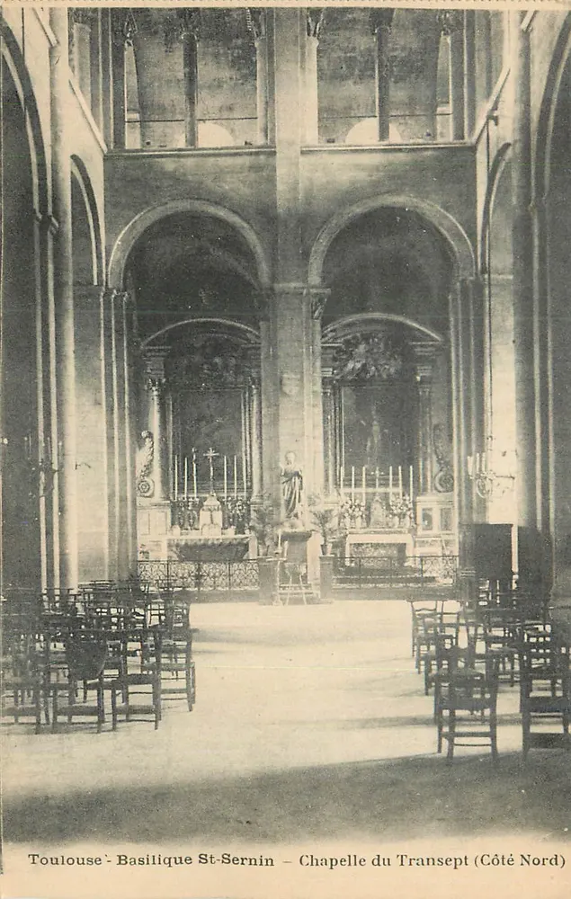 Toulouse - Basilika St-Sernin - Kapelle des Querbaus (Nordseite) - Vorderseite