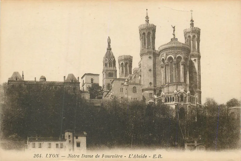 LYON — Nossa Senhora de Fourvière — A Abside — E.R. - Frente
