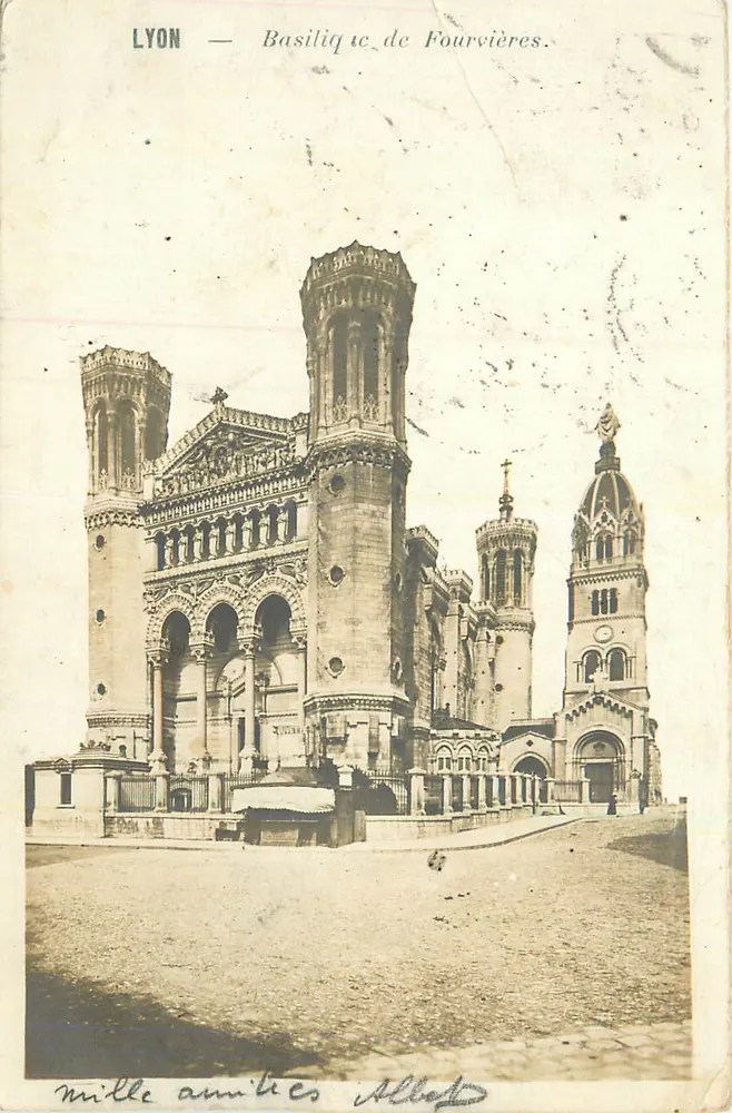 LYON — Basílica de Fourvières — Mille années - Frente