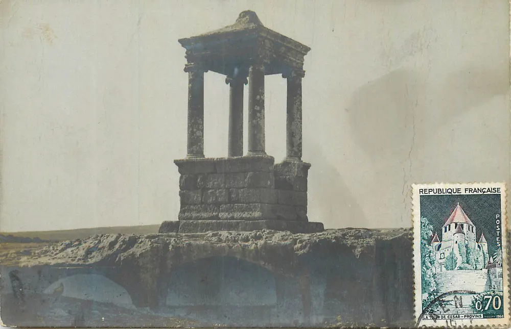 सीजर के टॉवर - प्रॉविंस - फ्रांसीसी गणतंत्र संख्या 70 - आगे