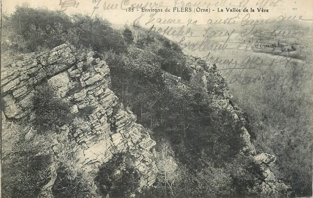 Um FLERS (Orne) — Die Schlucht der Vère — Albert Riessson, Linsaire - Vorderseite