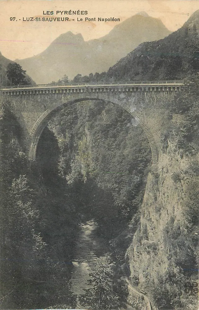 Luz-Saint-Sauveur — Der Napoleonbrücke — Die Pyrenäen - Vorderseite