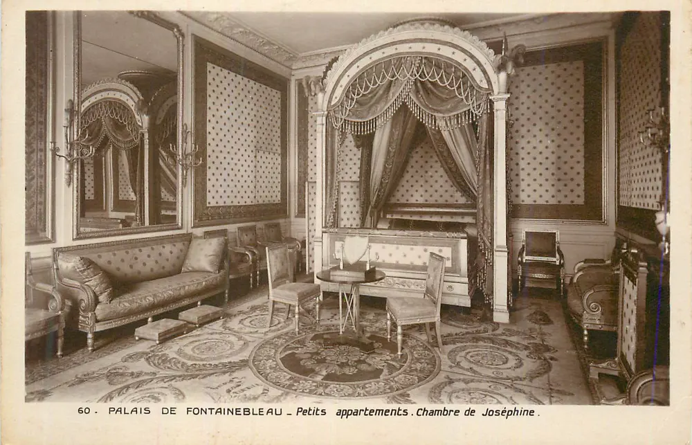 Schloss Fontainebleau — Kleine Zimmer. Zimmer von Joséphine. - Vorderseite