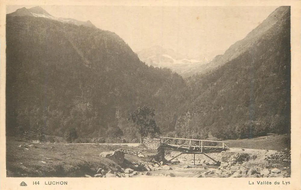 A Vale do Lys — Luchon — n° 144 - Frente